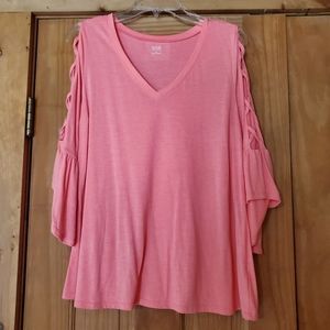 Women's flowy criss cross sleeve blouse